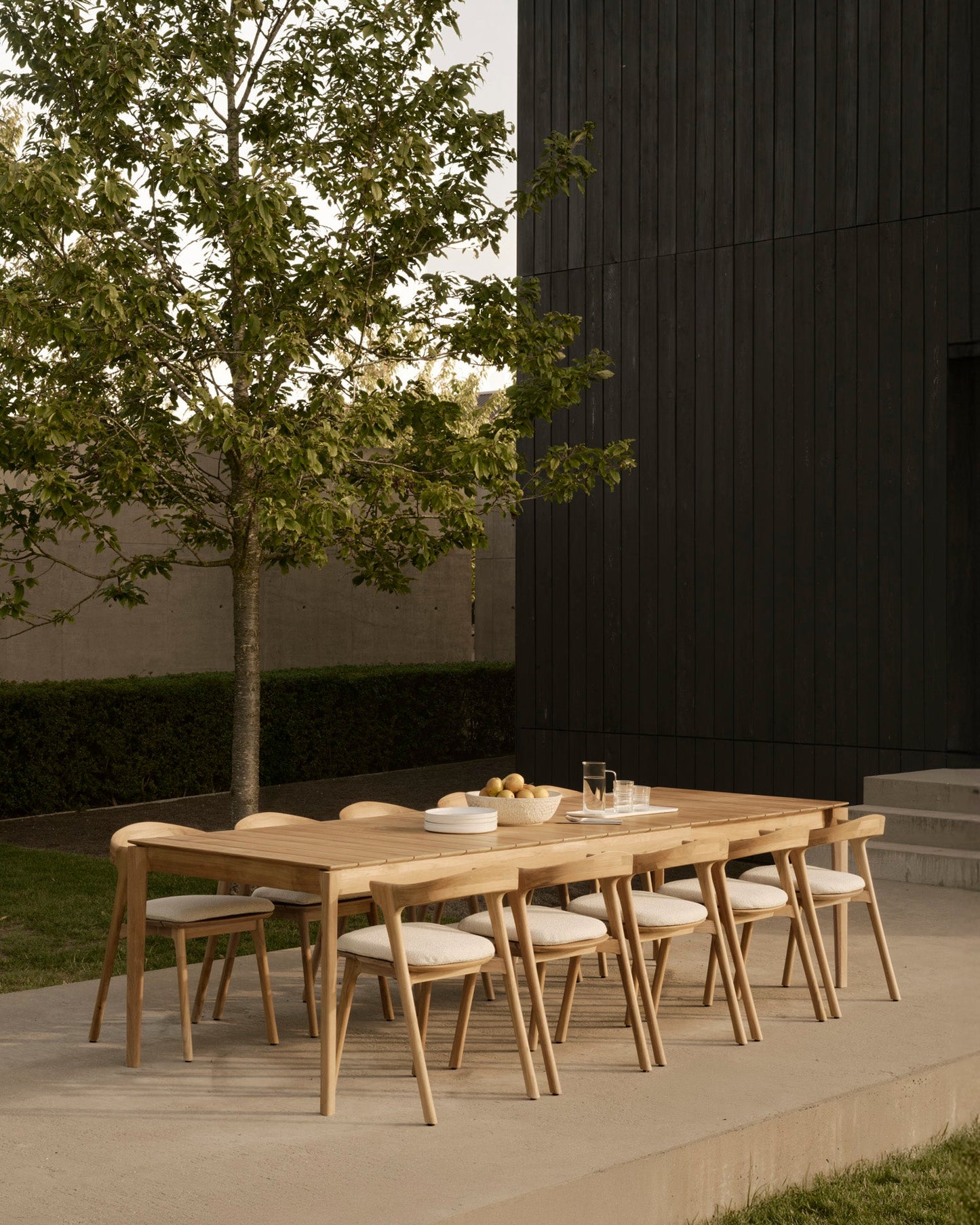 Teak Bok Outdoor Extendable Dining Table