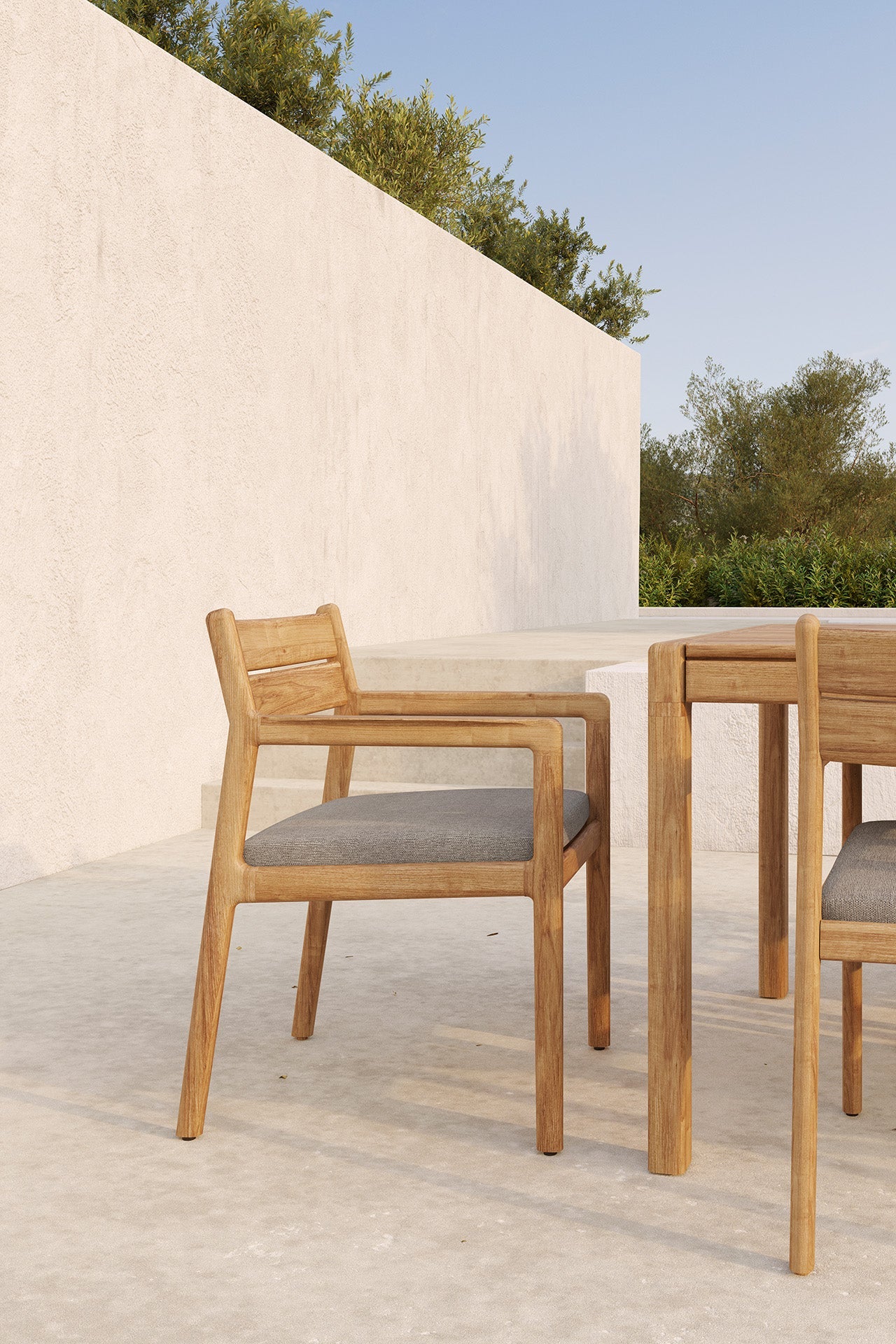 Mocha Cushion Jack Outdoor Dining Chair