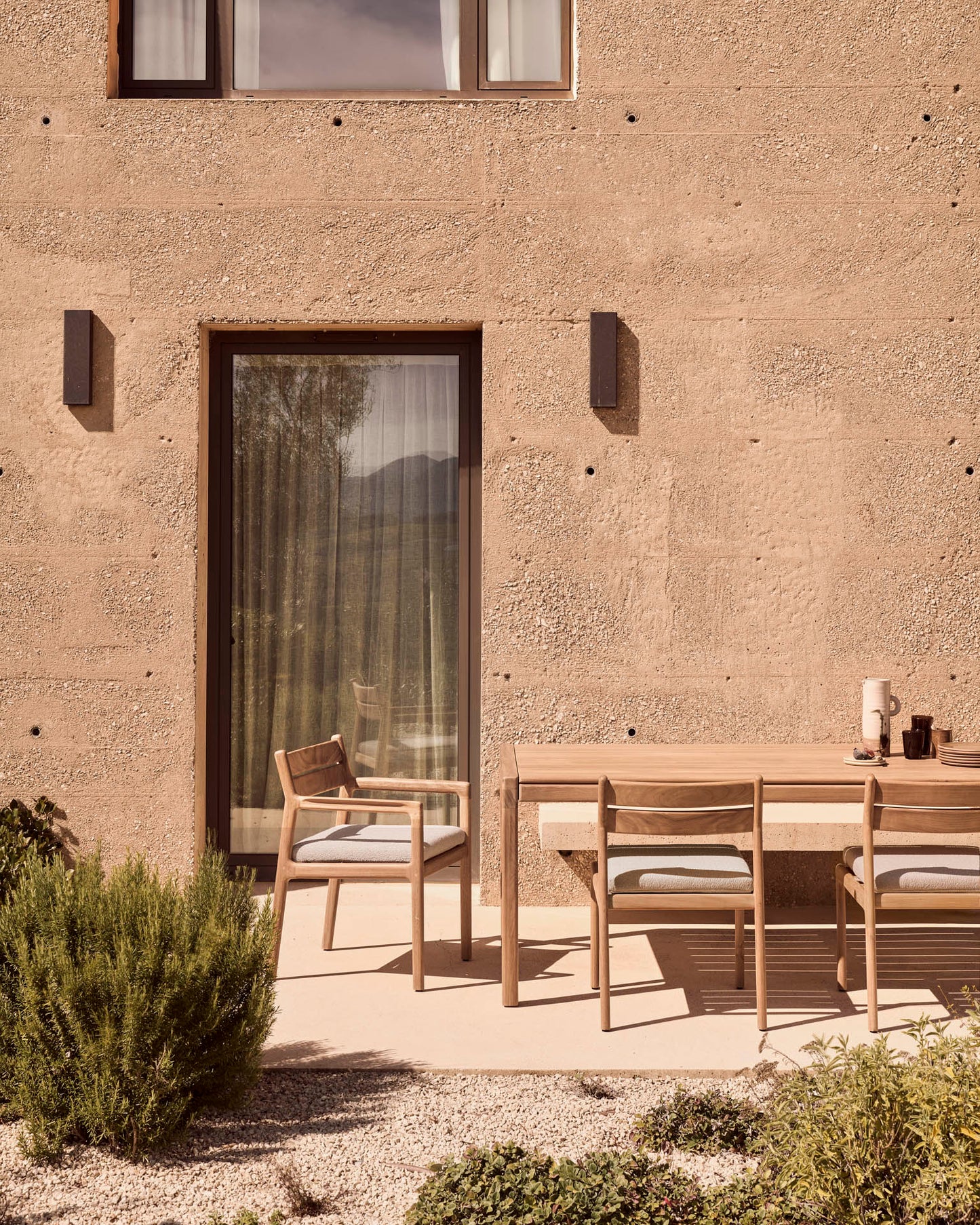 No Armrest Off White Jack Outdoor Dining Chair