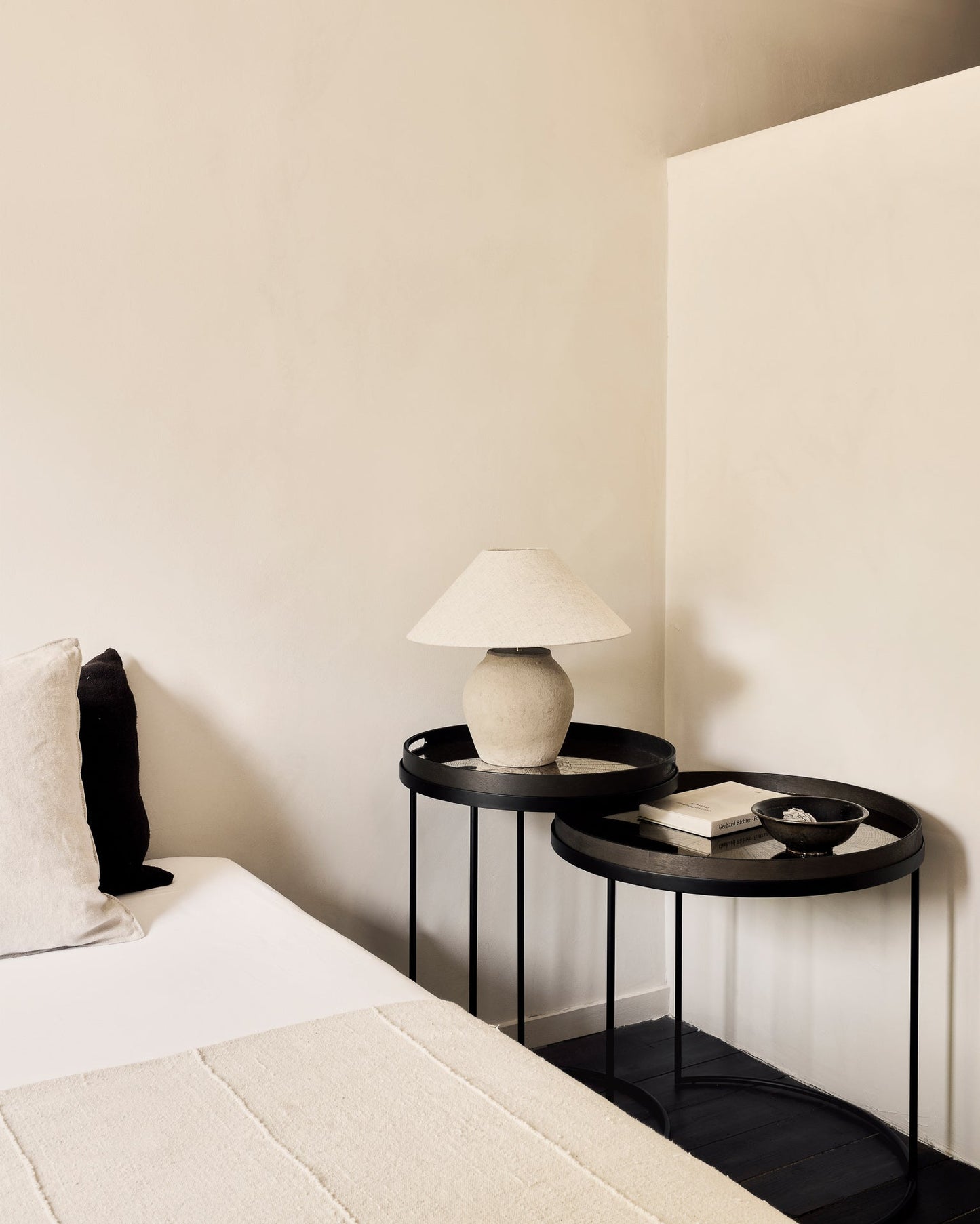 Round Tray Side Table Set