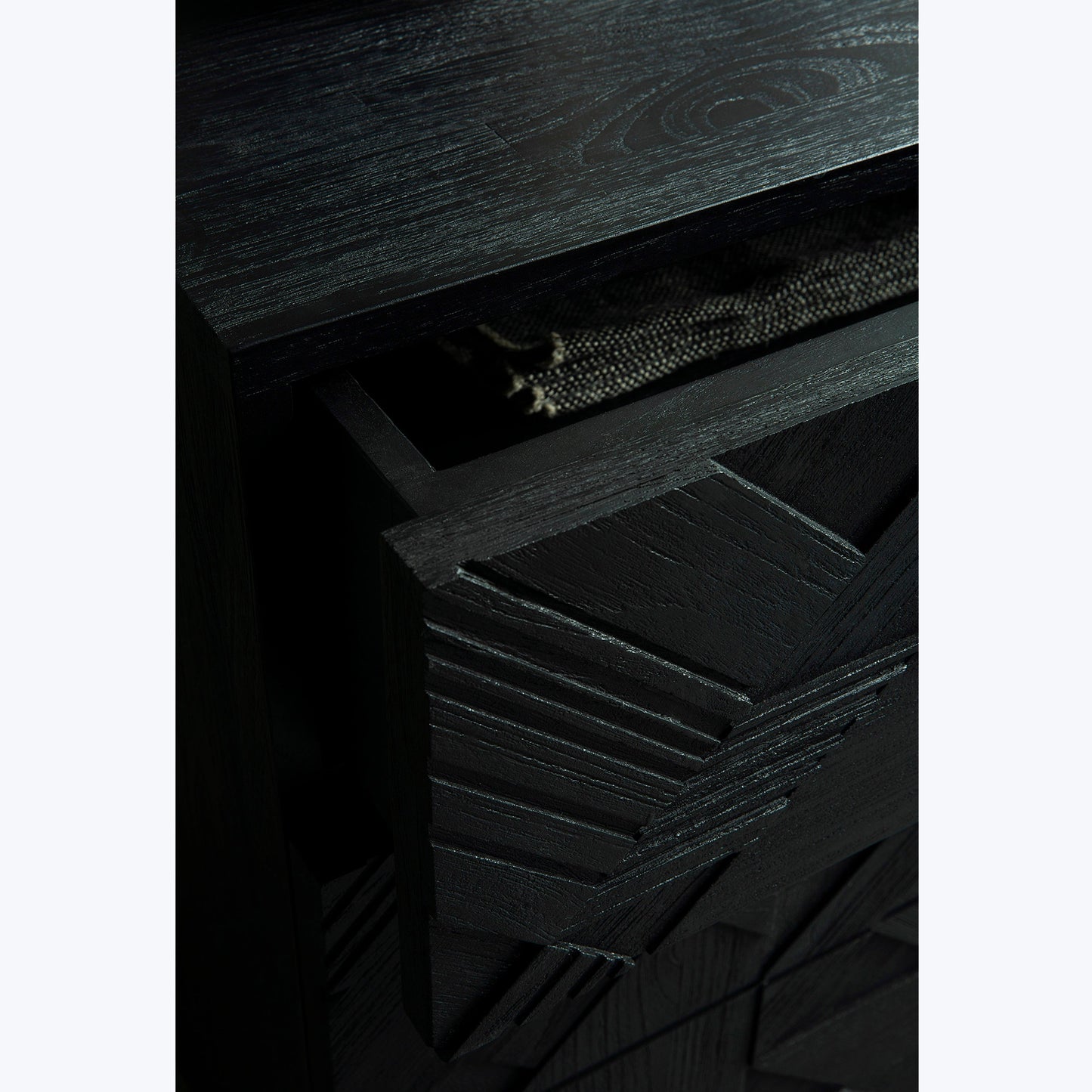 Graphic Dresser