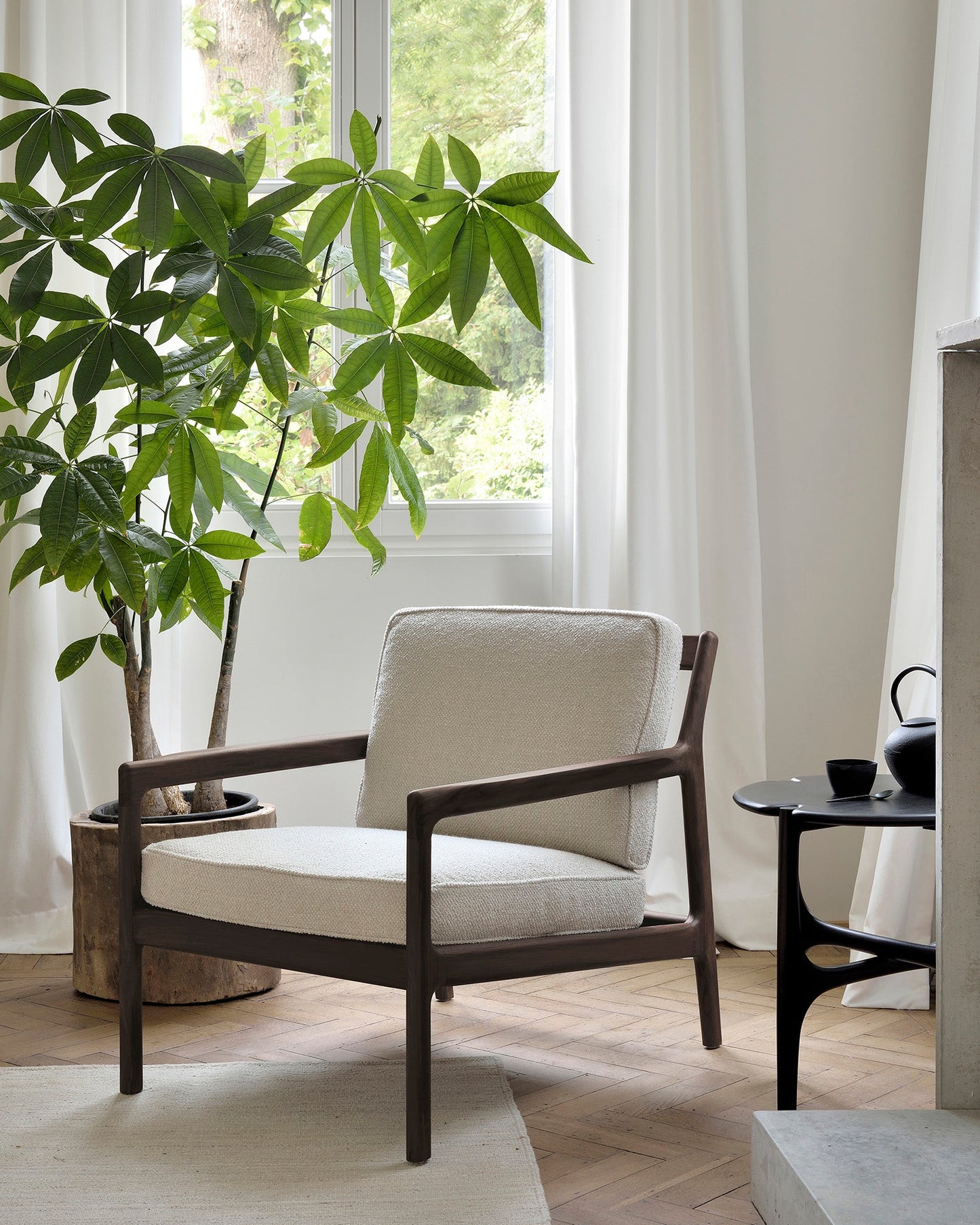 Mahogany Dark Brown PI Side Table