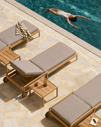 Mocha Jack Outdoor Adjustable Lounger