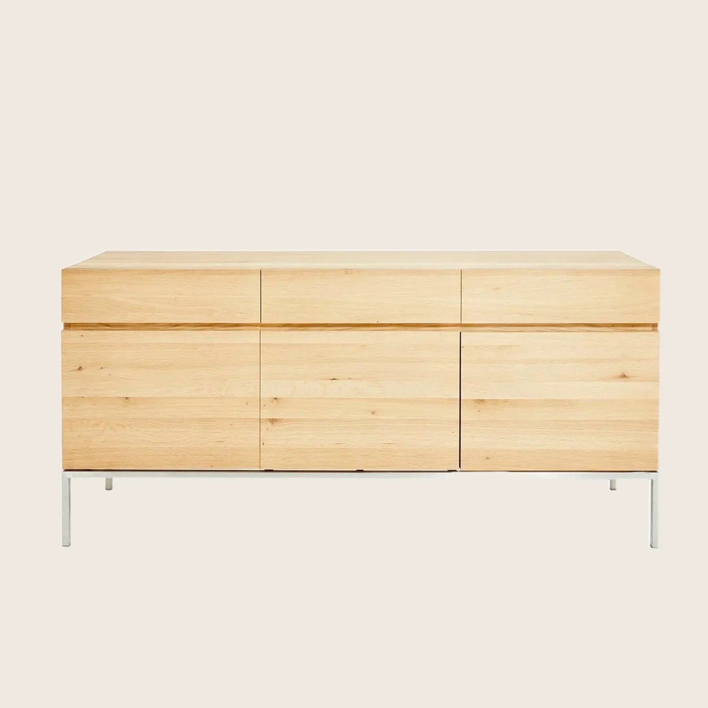Oak Ligna 3-Door Sideboard