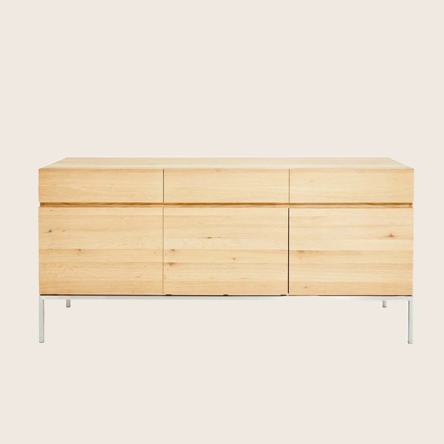 Oak Ligna 3-Door Sideboard
