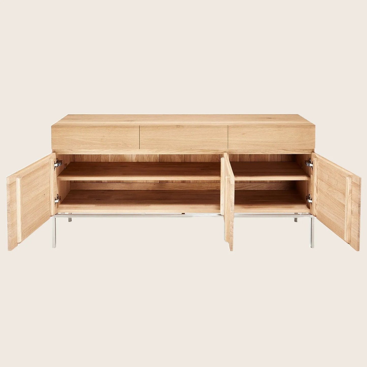 Oak Ligna 3-Door Sideboard