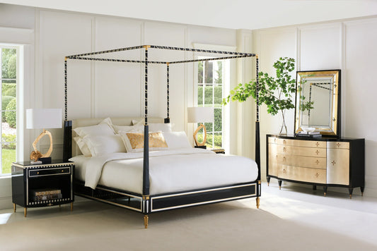 The Couturier Canopy Bed Kg