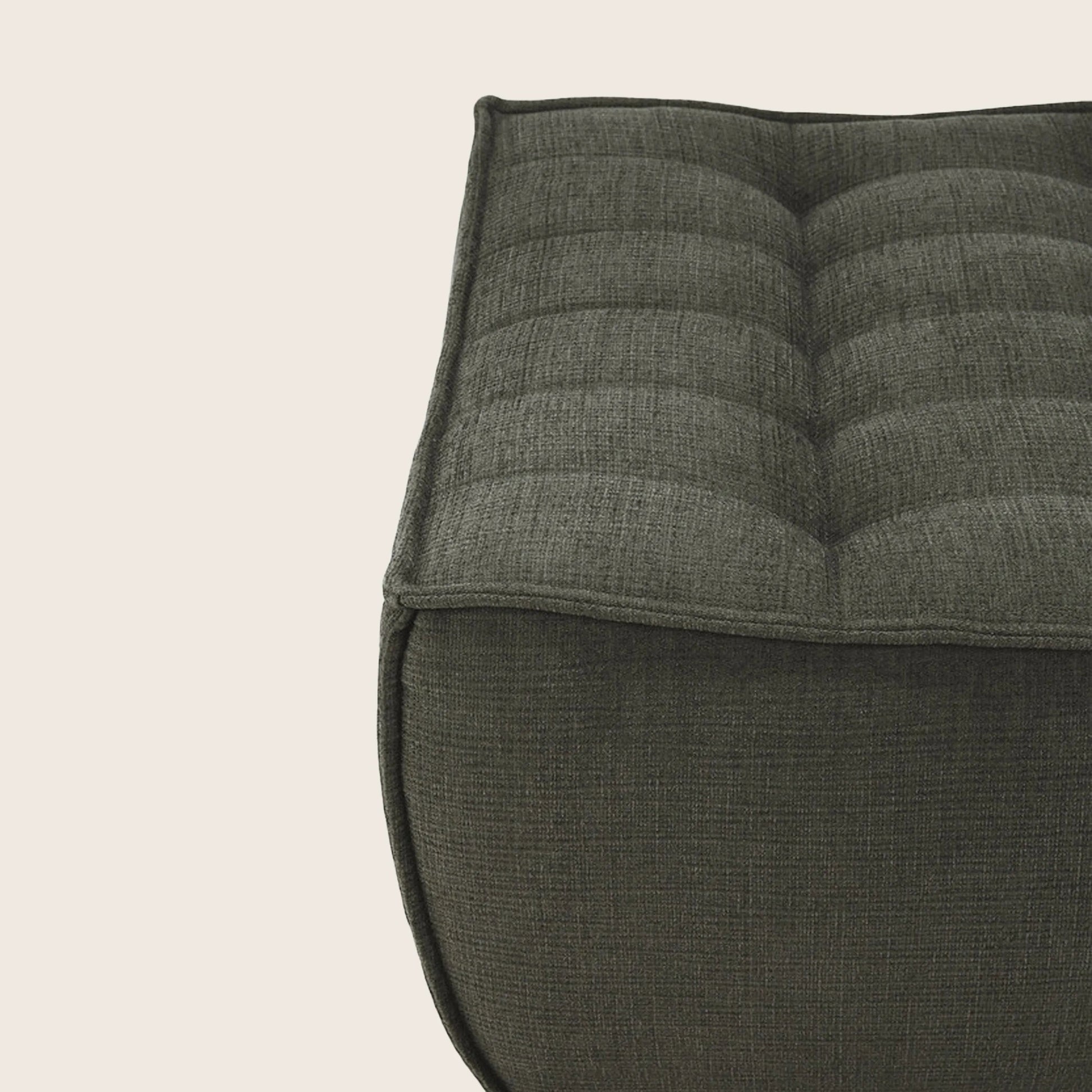 N701 Tufted Ottoman