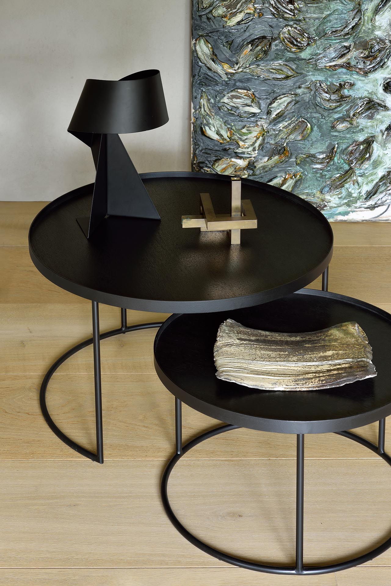 Round Tray Coffee Table Set