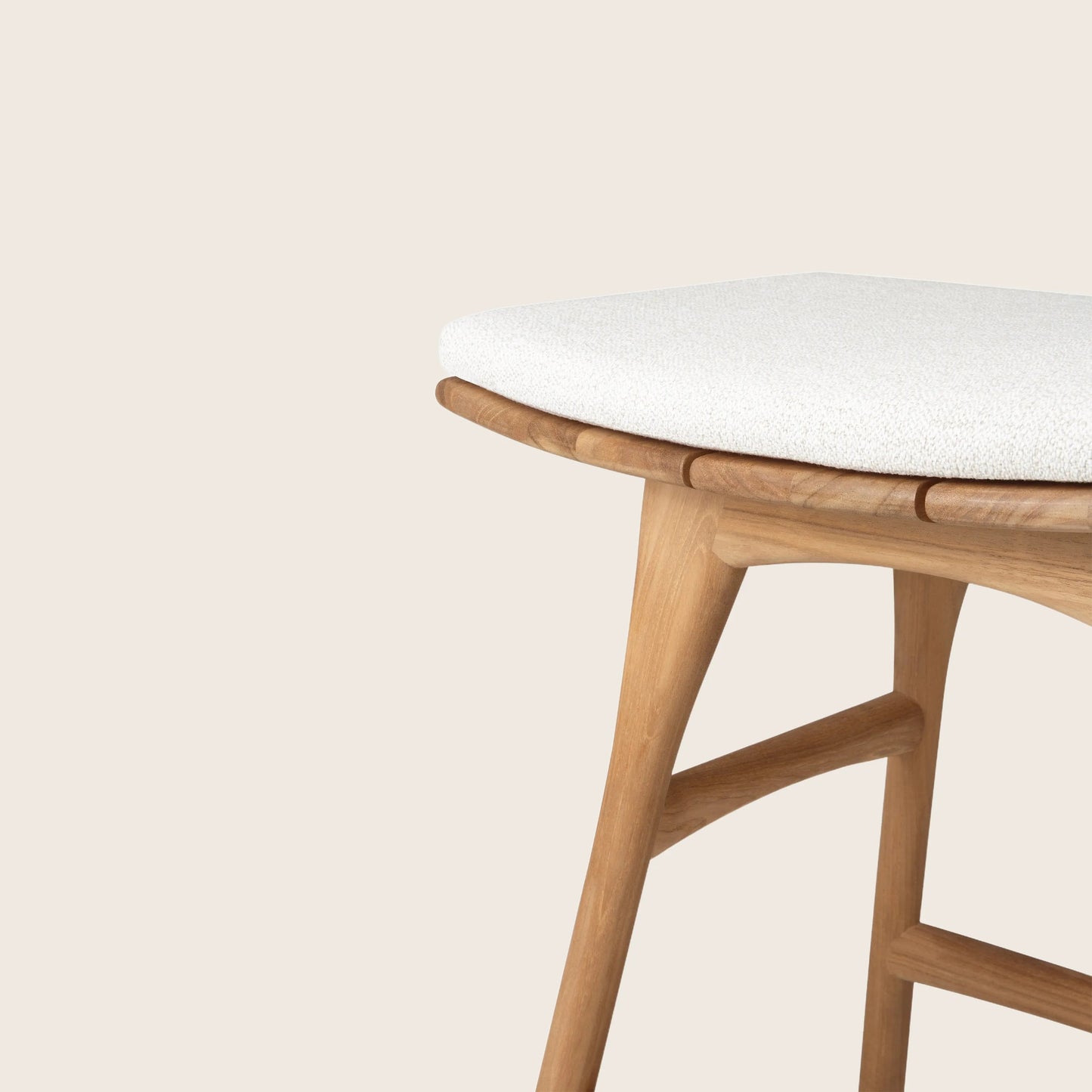 Osso Outdoor Upholstered Stool