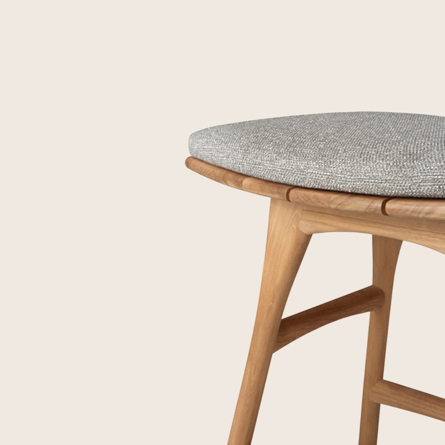 Osso Outdoor Upholstered Stool