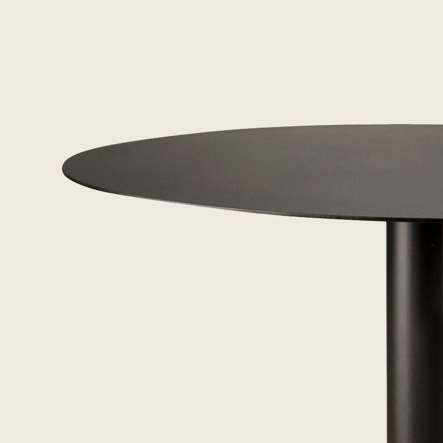 Bend Dining Table