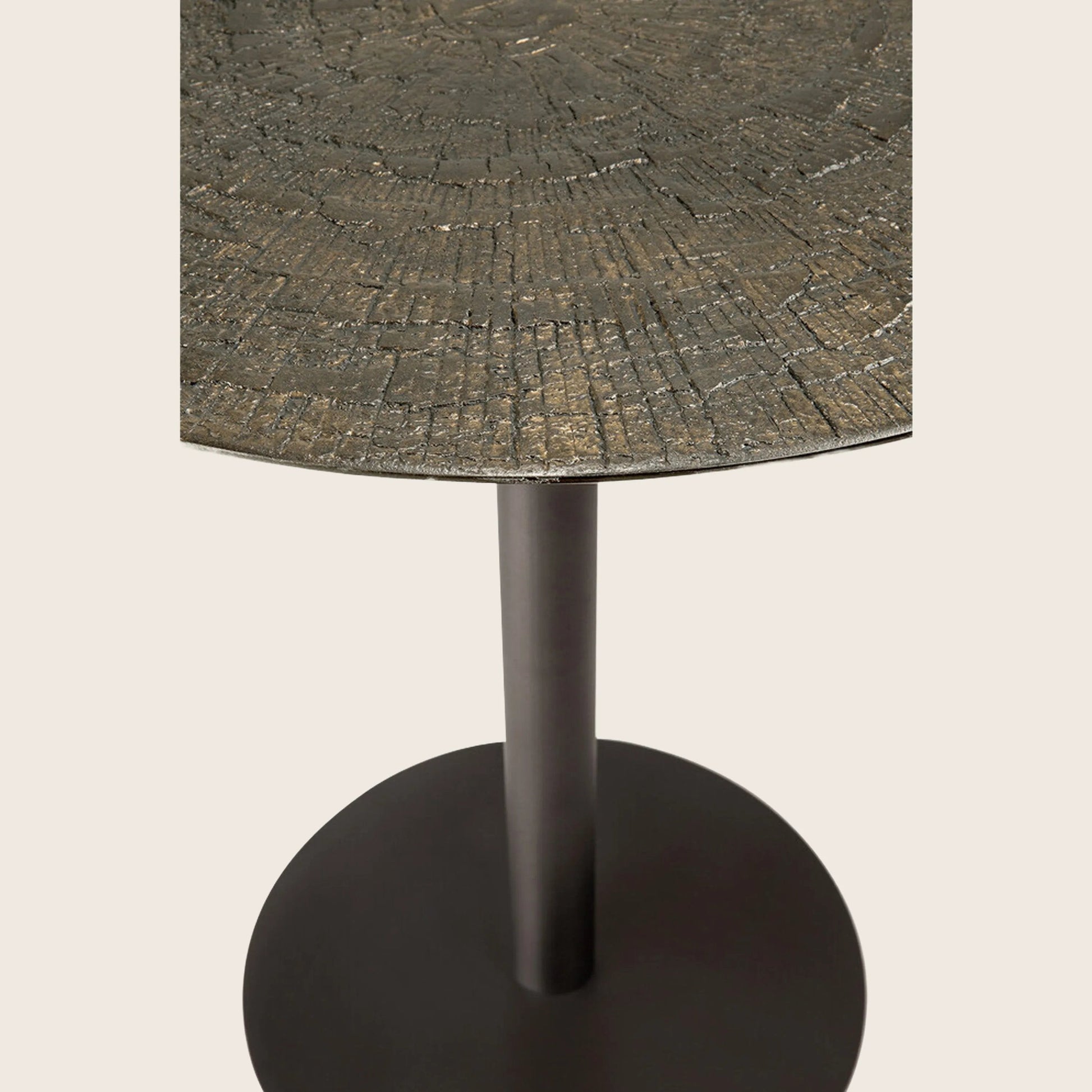 Bend Dining Table