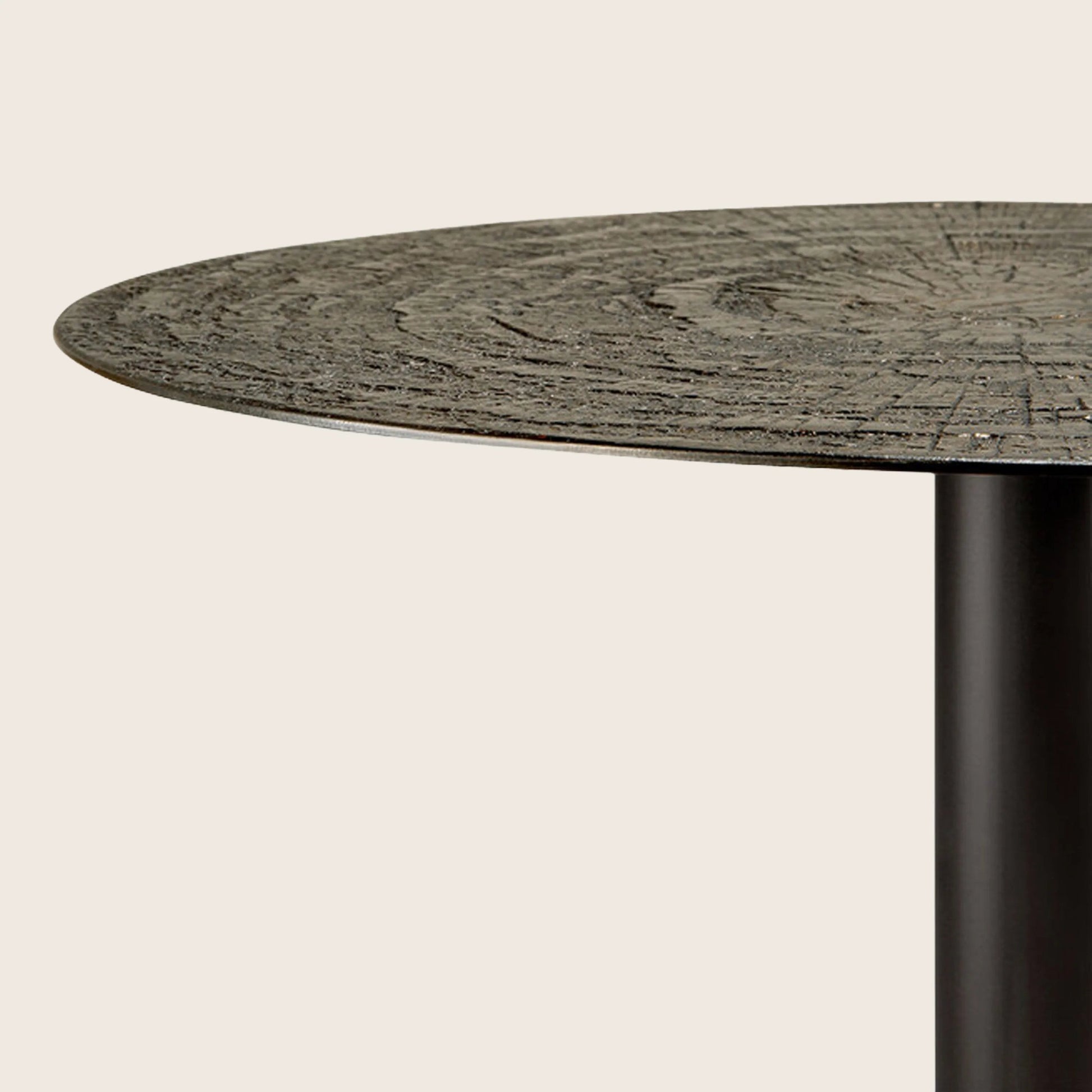 Bend Dining Table