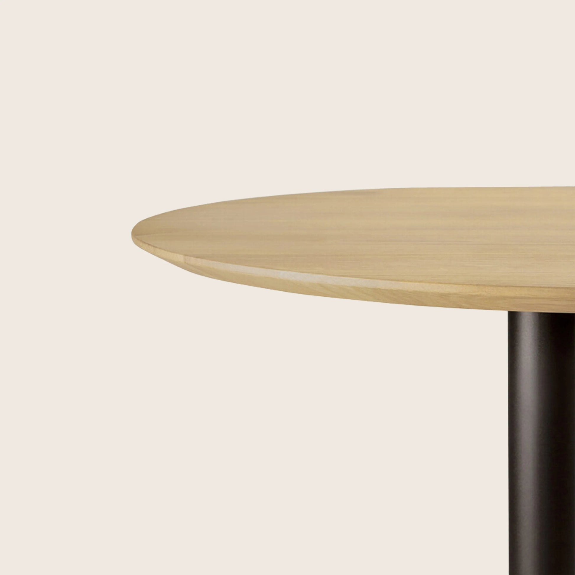 Bend Dining Table