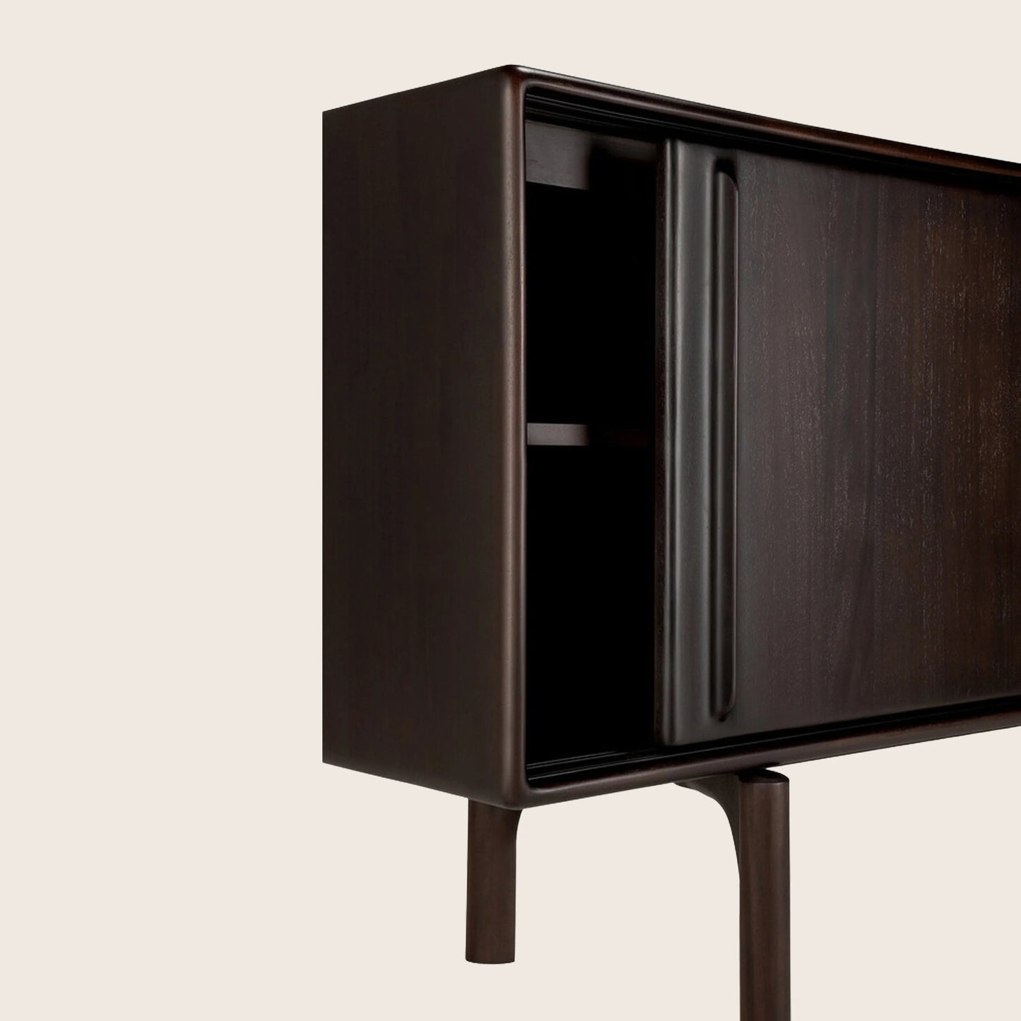 Flow Sideboard