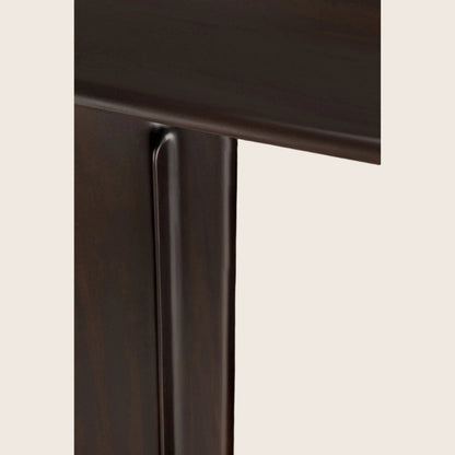 Flow Sideboard