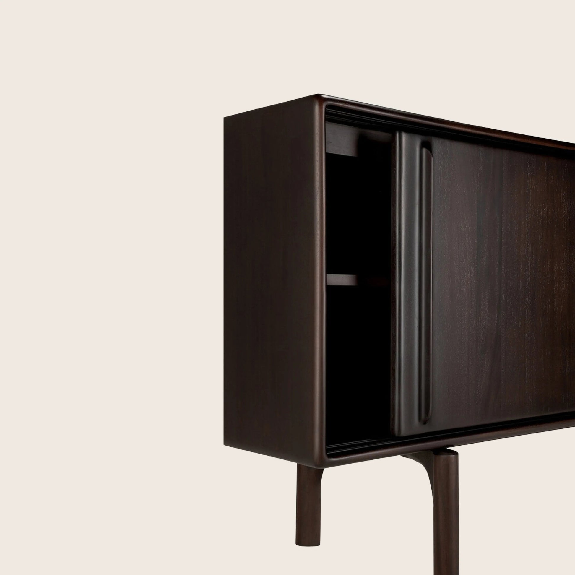 Flow Sideboard