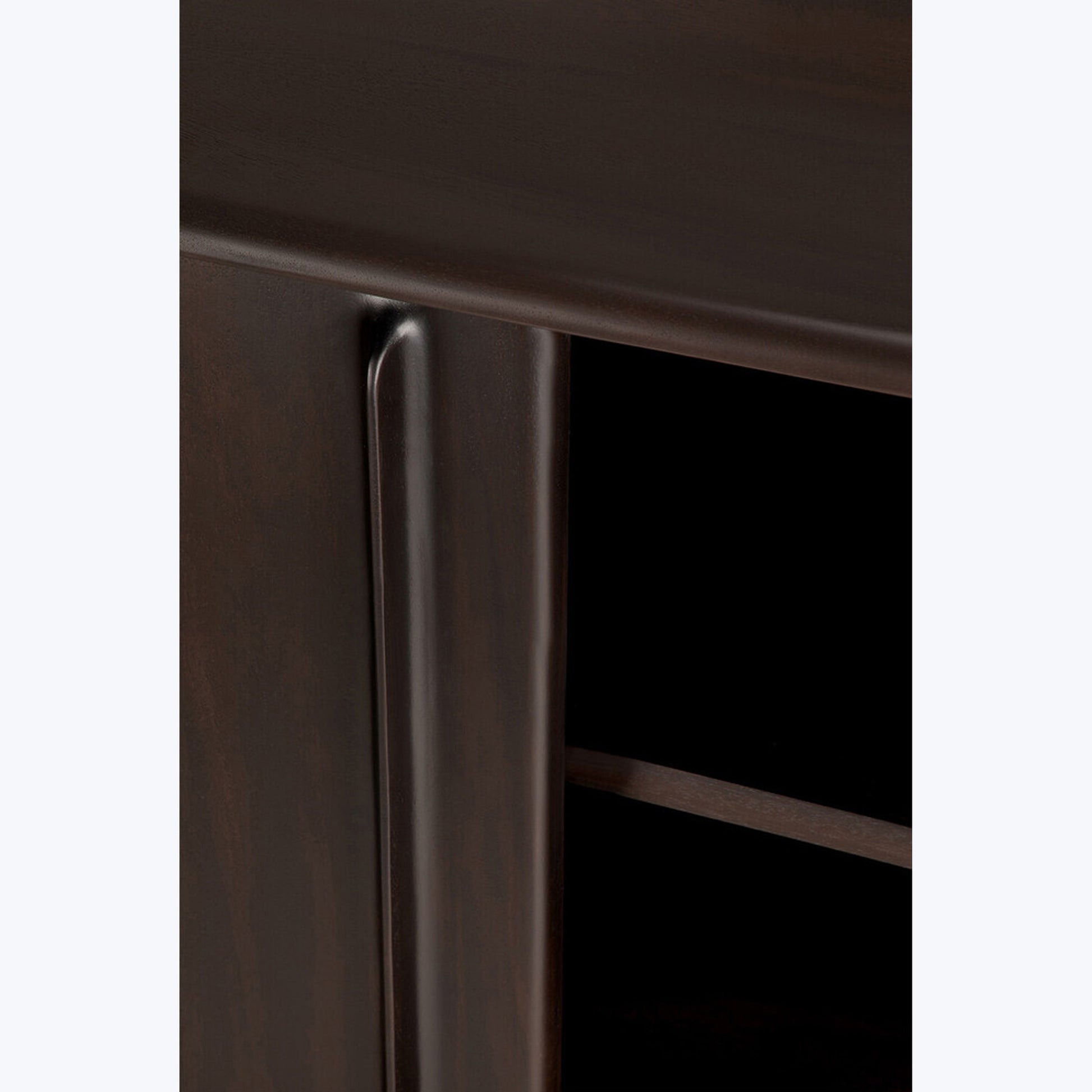 Flow Sideboard