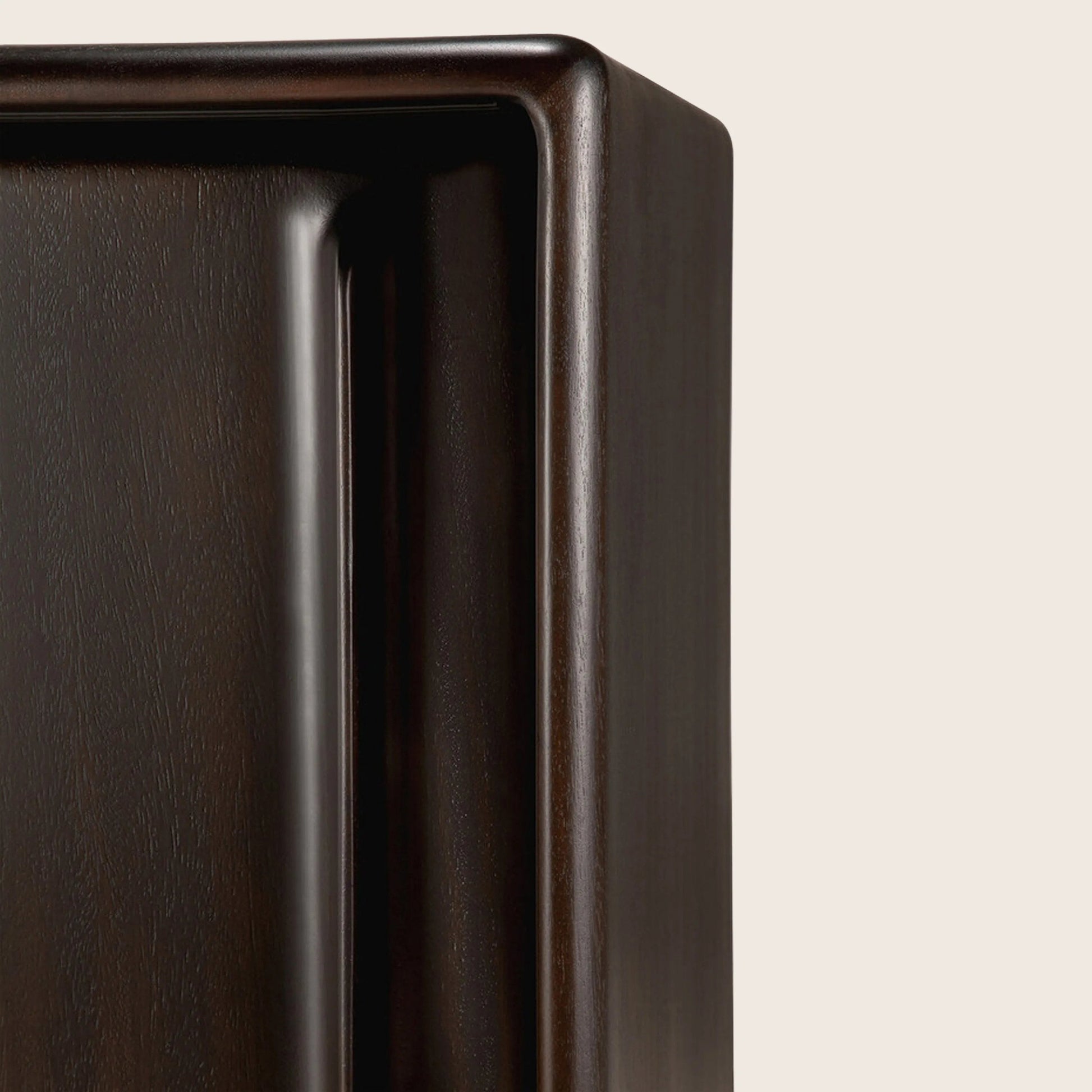 Flow Sideboard