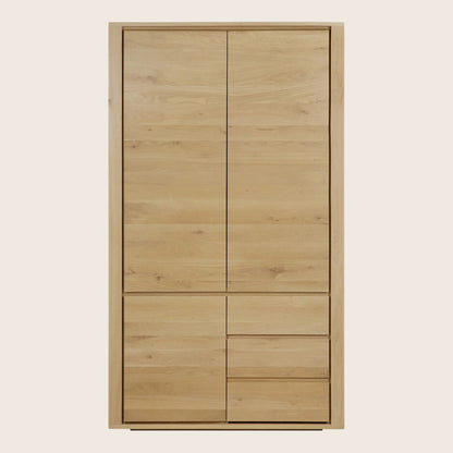 Shadow Dresser