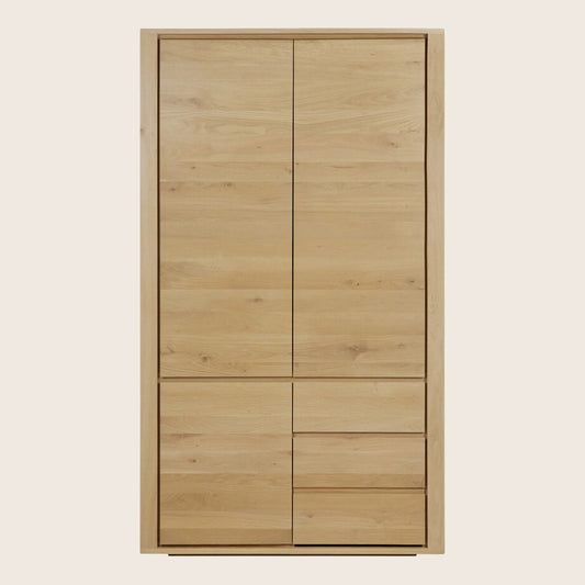 Shadow Dresser