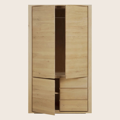 Shadow Dresser