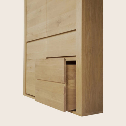 Shadow Dresser