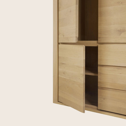 Shadow Dresser