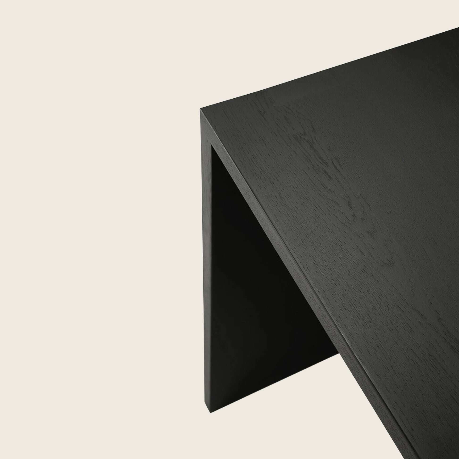 U Desk