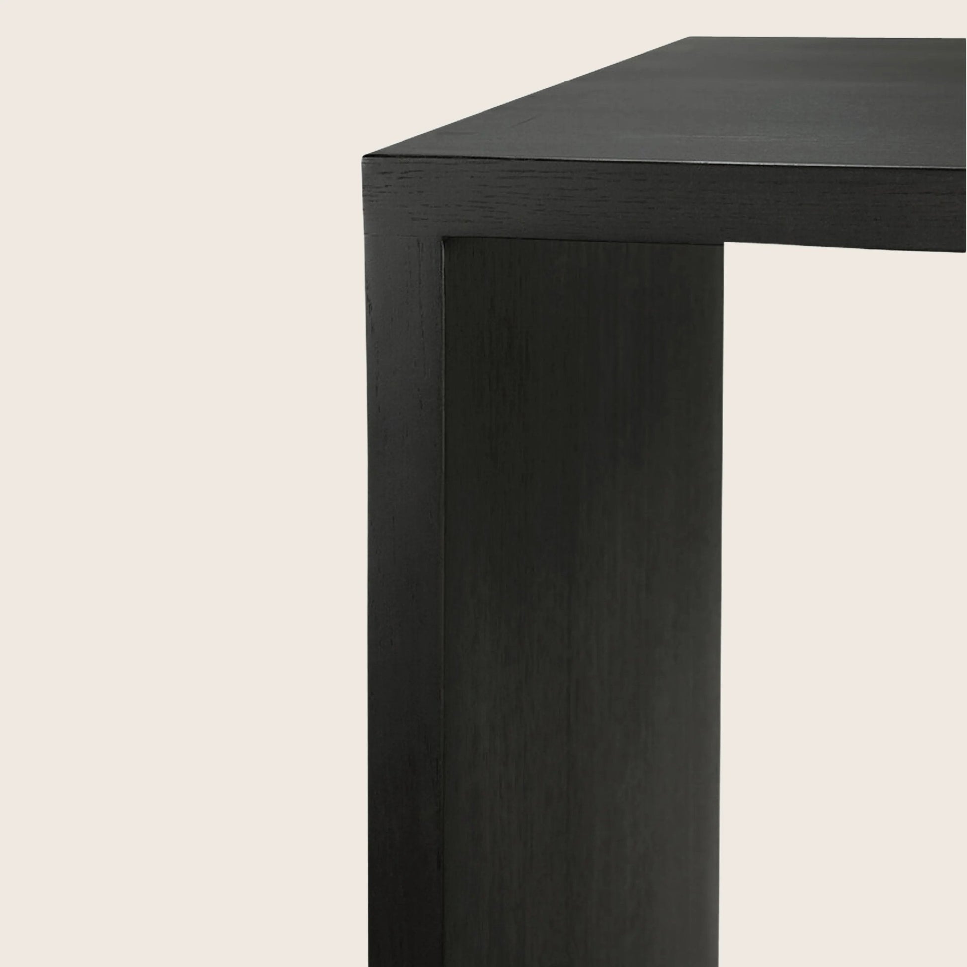 U Desk