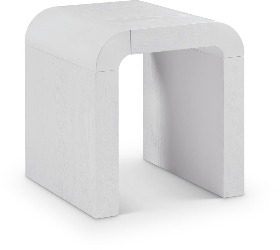 Toulon Oak Veneer End / Side Table - White