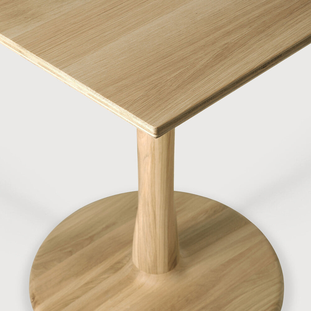 Square Oak Torsion dining table