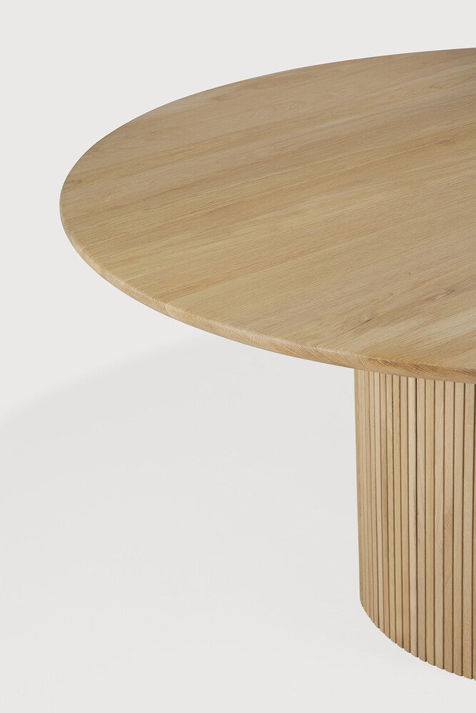 Round Oak Roller Max Dining Table
