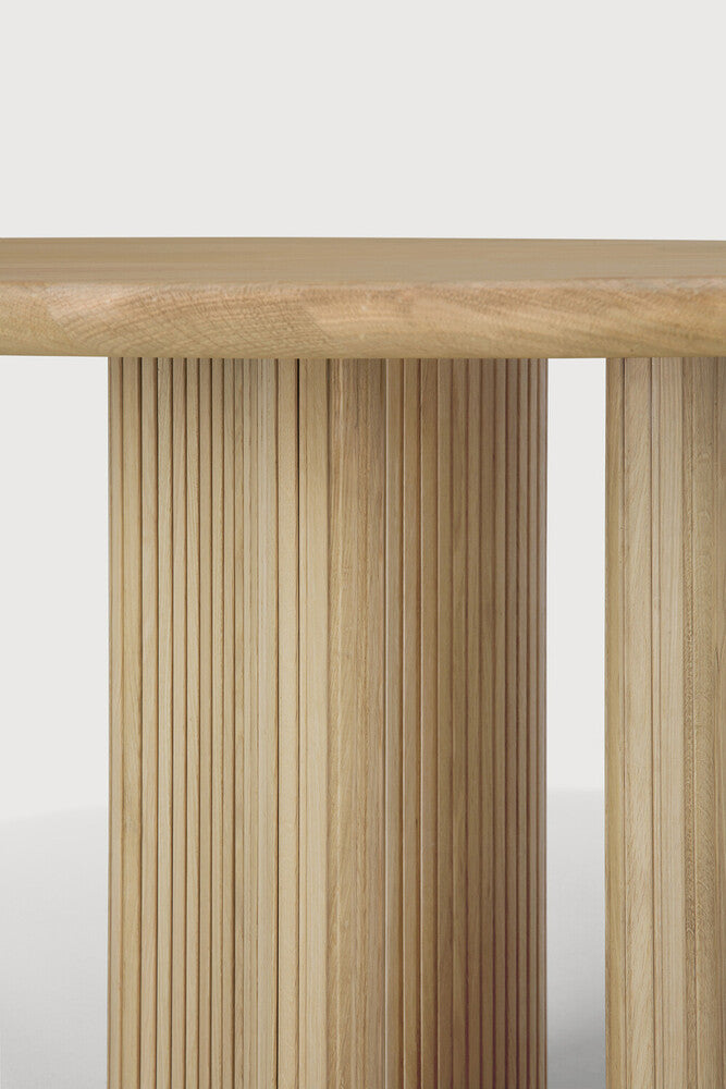 Round Oak Roller Max Dining Table