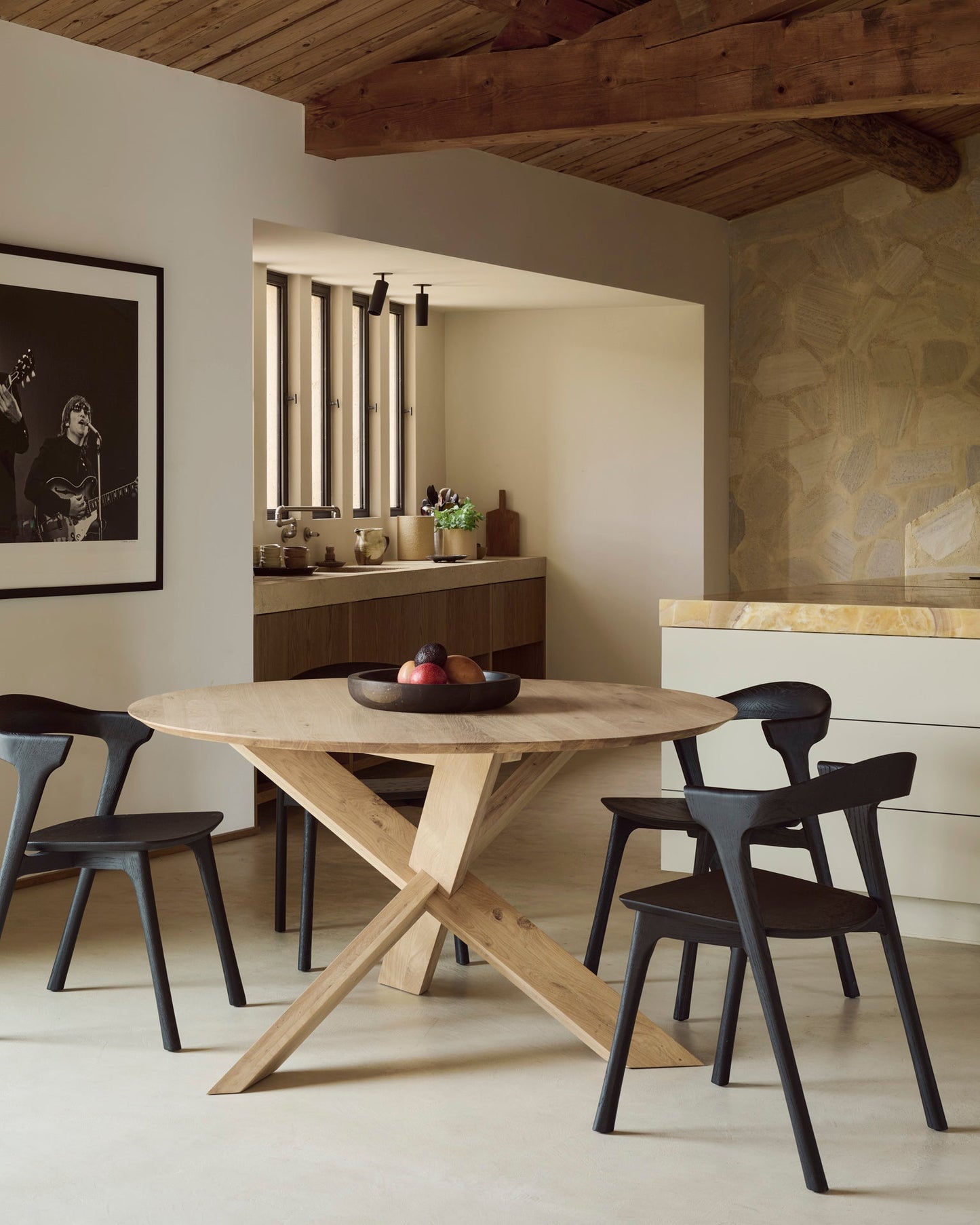 Oak Circle Dining Table