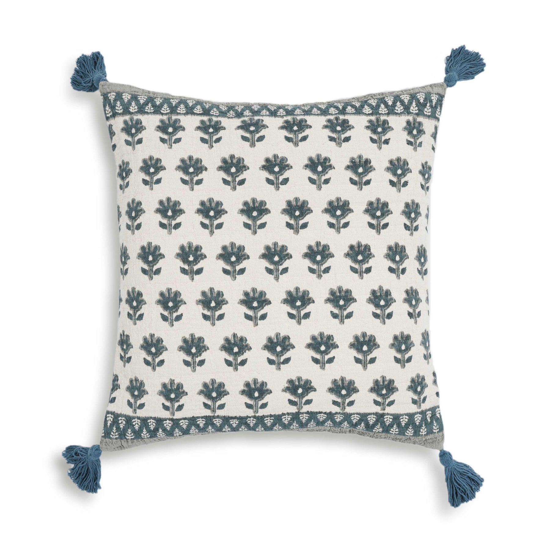Blossom 20" Printed Cotton Tassel Throw Pillow Cover