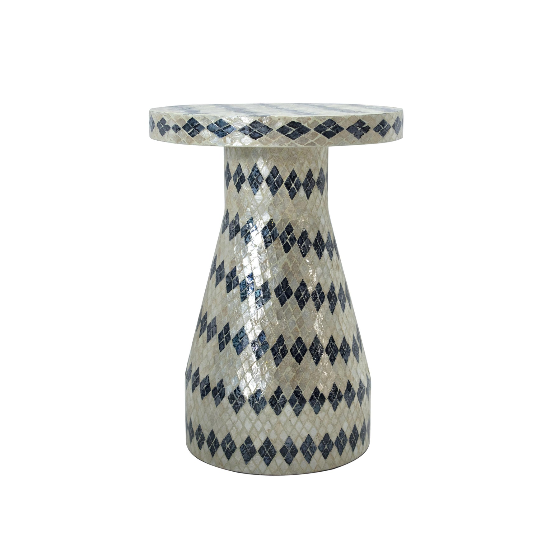 Halio Shell Side Table
