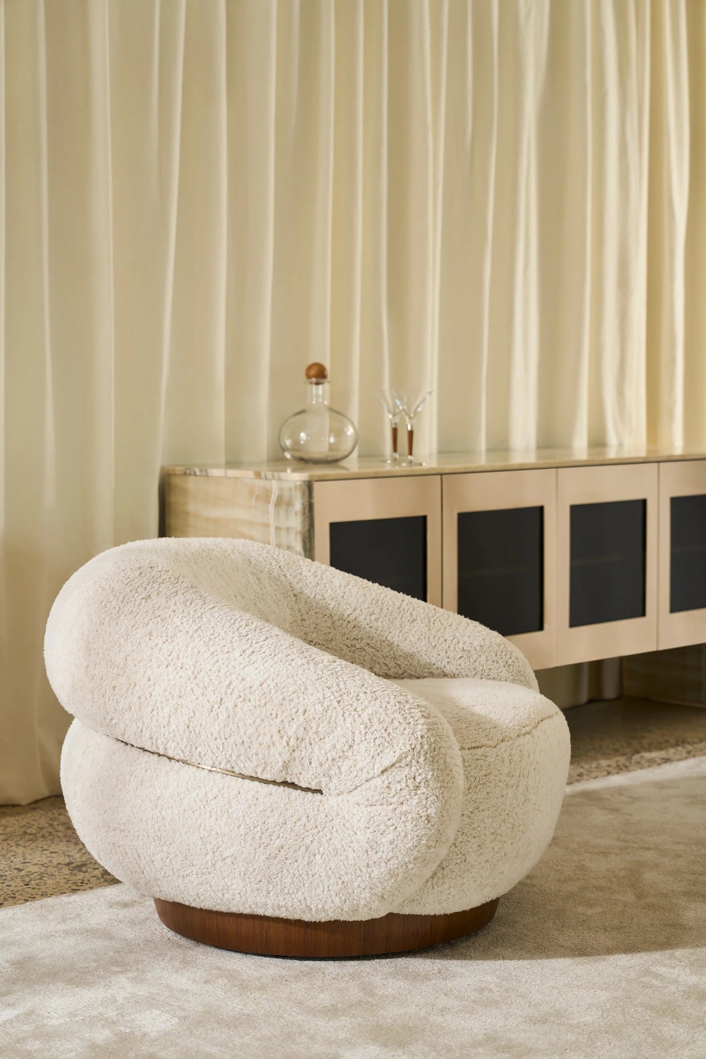 Smoosh Swivel Chair