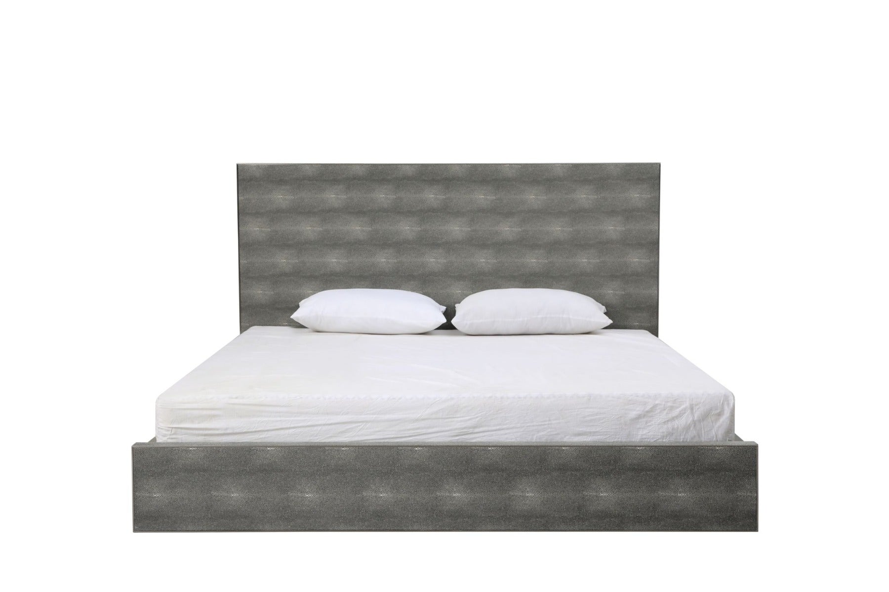 Dynasty - Eastern King Modern Shagreen Bedroom Set - 3 Drawer