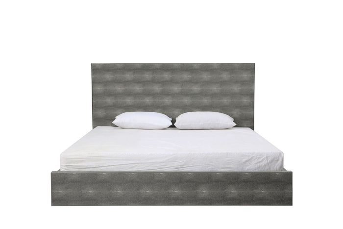 Dynasty - Eastern King Modern Shagreen Bedroom Set - 3 Drawer