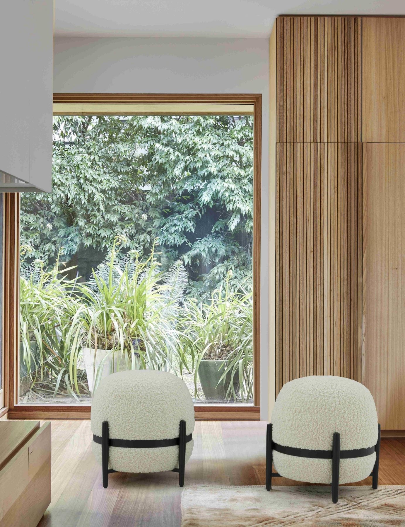 Fouston - Contemporary White Sherpa Pouf