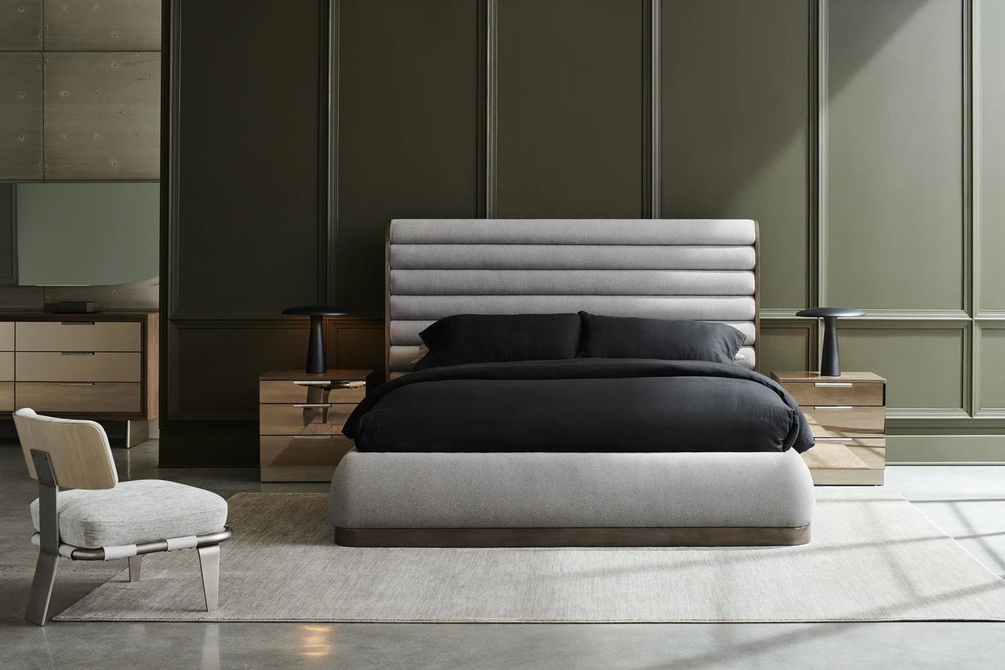 La Moda Uph Panel Bed - King